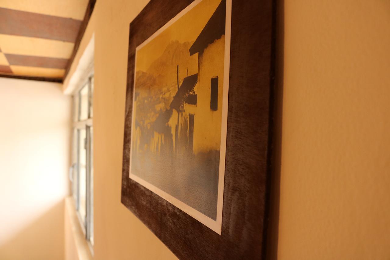 Hospedaje Los Ponchos โอตาวาโล ภายนอก รูปภาพ